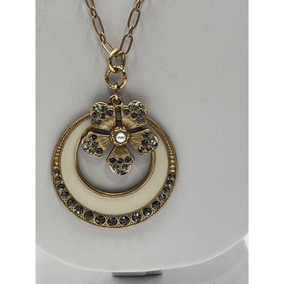 Catherine Popesco Cream Enamel Gray Swarovski Cryst Pendant Gold Plate Necklace - Picture 3 of 12